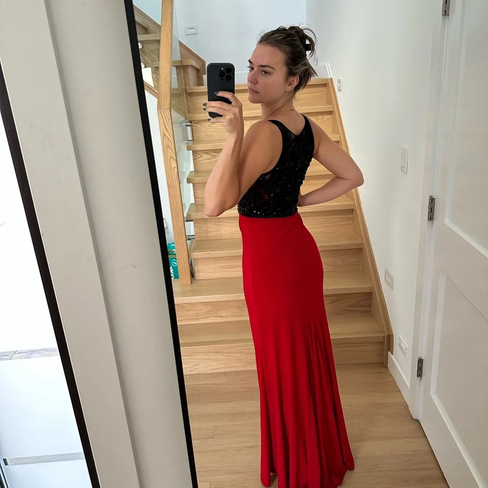 size 2 - Picture 2 of 5